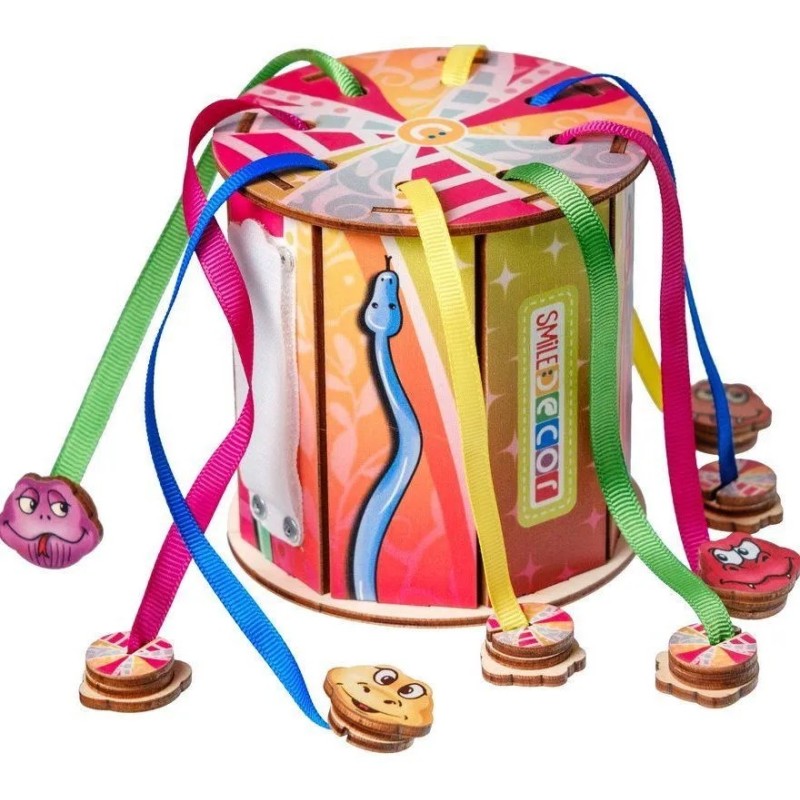 Деревянный бизиборд "Змейки", игра по системе Монтессори, 10х10 см