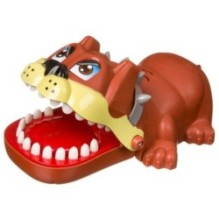 Настольная игра "ЗУБАСТАЯ СОБАКА" со светом и звуком Bondibon