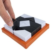 Настольная логическая игра-головоломка "КУБИКИ-МАЛЕВИЧИ" БондиЛогика Bondibon