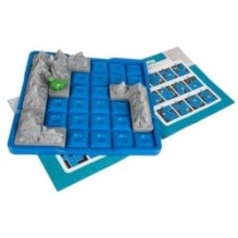 Настольная логическая игра-головоломка "ПОЙМАЙ ДИНОЗАВРА" БондиЛогика Bondibon