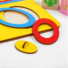 Развивающее пособие из дерева Smile Decor Рамки-вкладыши М.Монтессори Паутинки