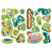 На дитячому майданчику